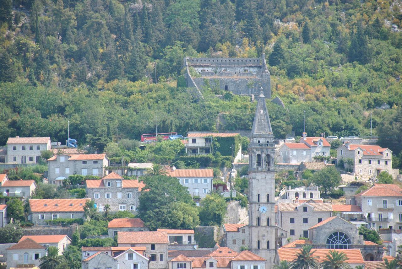 Apartmani Villa Radovic Risan Dış mekan fotoğraf
