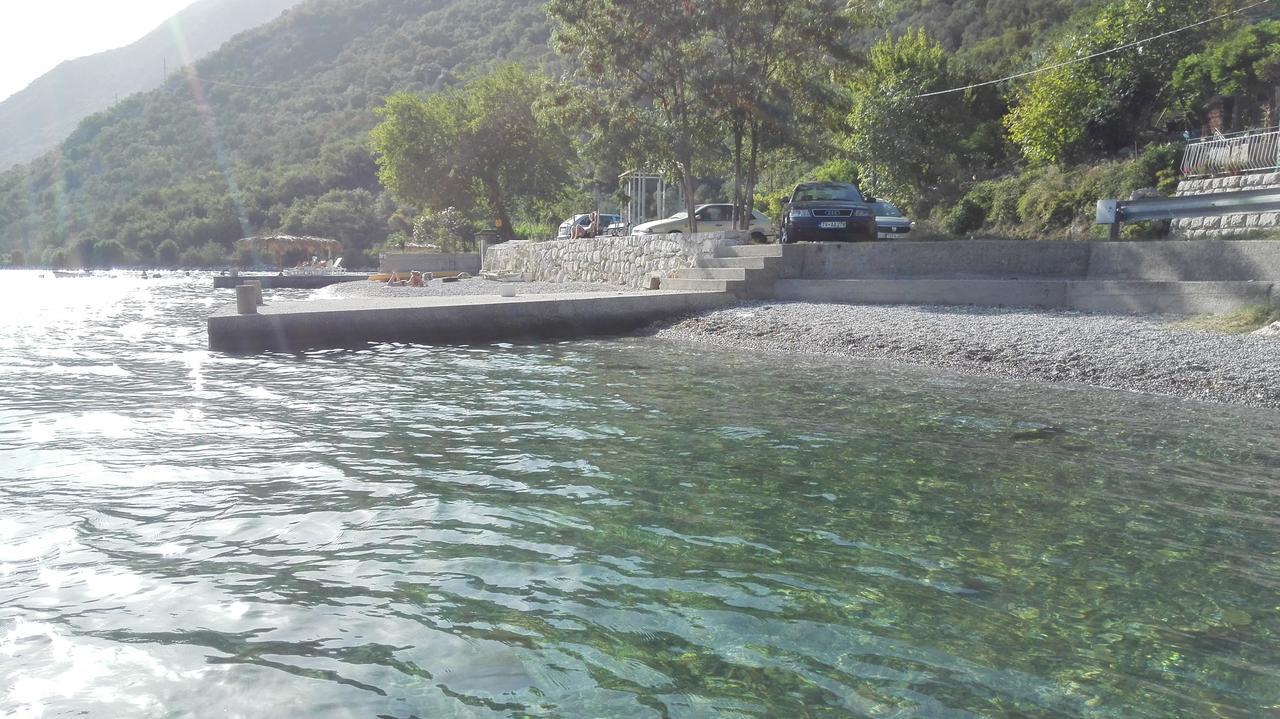Apartmani Villa Radovic Risan Dış mekan fotoğraf