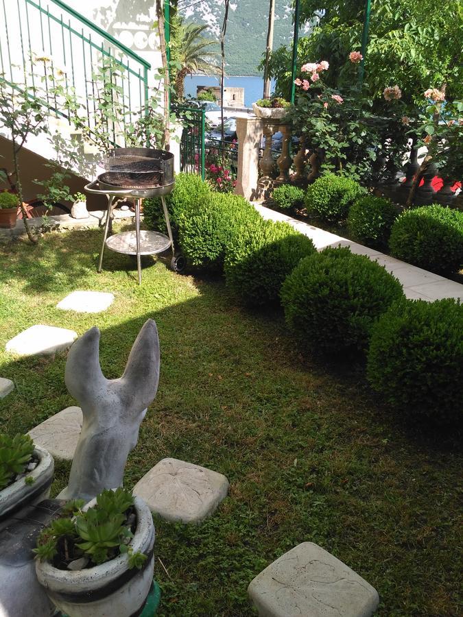 Apartmani Villa Radovic Risan Dış mekan fotoğraf