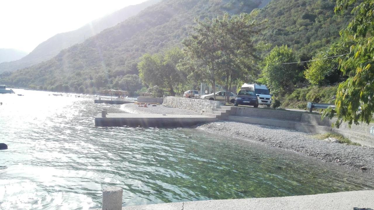 Apartmani Villa Radovic Risan Dış mekan fotoğraf